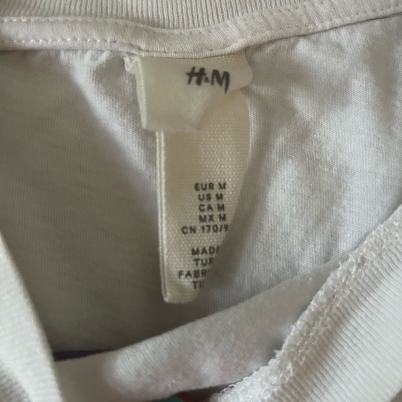 H&M cropped Tee - Picture 5 of 5